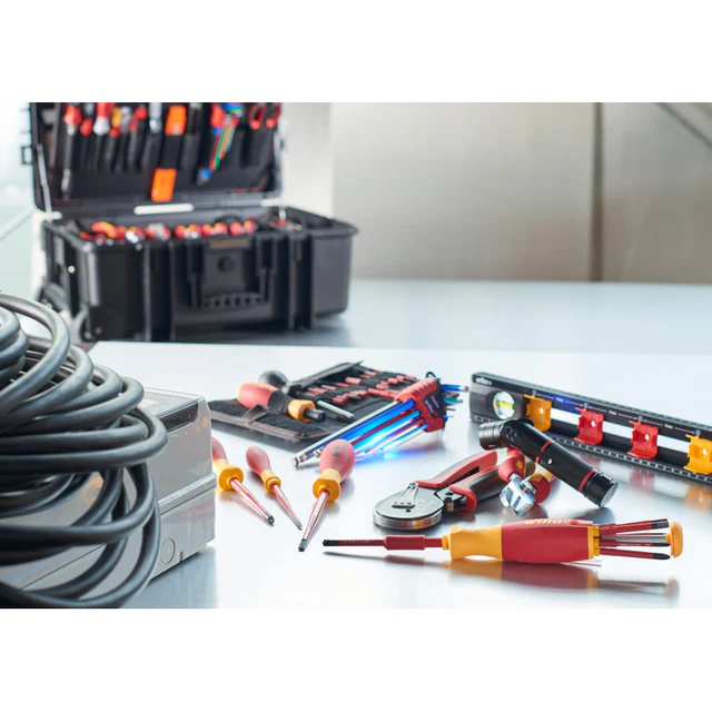 Wiha Competence XXL2 Electrician Toolset WHA-42069