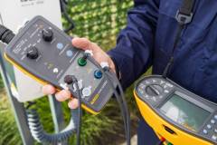 Fluke FEV300 Charging Station Adapter BASIC 5348008